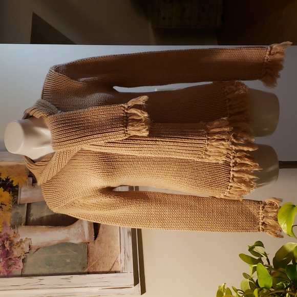 Zoey Beth Sweaters - Zoey Beth Sweater